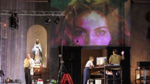 Die Oper „Tosca“ auf der Bühne des Festspielhauses in Baden-Baden. Foto: Patricia Sigerist