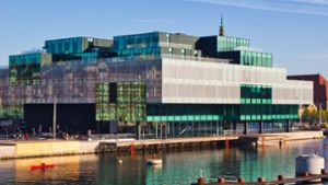 Das Blox in Kopenhagen – in dem Hybridbau sind das Dänische Architekturzentrum, Büros, Restaurants und ein Fitnessstudio untergebracht. Foto: imago images/HelloWorld Images/HelloWorld Images
