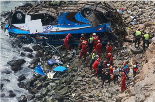 In Peru ist ein Bus von einer Klippe gestürzt. Foto: dpa/Agentur Andina
