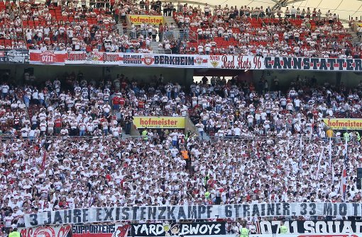 Die Fans des VfB Stuttgart können sich über billigere Tickets freuen. Foto: Pressefoto Baumann