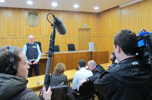 Der angeklagte 40-Jährige im Landgericht Heilbronn. Der Mann wird in die Psychiatrie eingewiesen. Foto: dpa