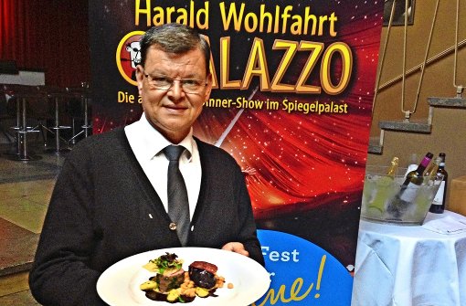Hauptgang ist Kalb: Harald Wohlfahrt präsentiert sein Palazzo-Teller für  2016. Foto: ubo
