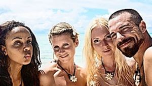 Bahat (28), Jeannina (23), Beatrix (26) und Gaetano (35) auf der Insel der Verführung Foto: RTL