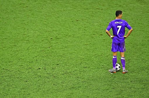 Vorbild für Millionen Fans – bald wohl nicht mehr: Cristiano Ronaldo könnte sein laxer Umgang mit Steuern zum Verhängnis werden. Foto: AFP