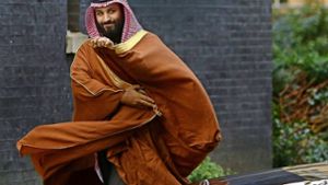 Der saudische Kronprinz Mohammed bin Salman kommt zu einem Treffen mit der britischen Premierministerin. Foto: AP