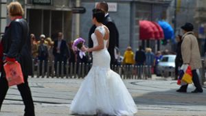 Neuer alter Trend auf dem Balkan: Nicht nur muslimische Frauen glauben,  in der Hochzeitsnacht ihre Jungfräulichkeit vortäuschen zu müssen. Foto: Mauritius
