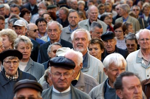 Die Deutschen werden immer älter. Eine  Veröffentlichung der Bundesregierung zeigt, wo die Lebenserwartung am höchsten ist. Foto: dpa