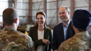 Royales Paar besucht Soldaten auf Zypern