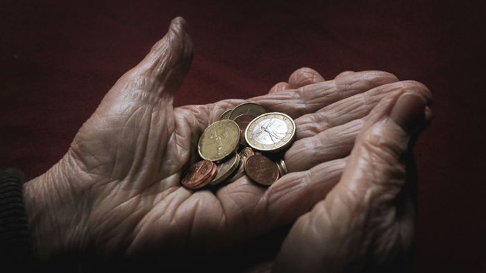 Fast jeder zweite Rentner bezieht weniger als 800 Euro