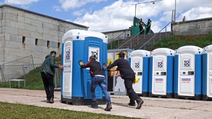 Wütende Festival-Besucher posten Bilder von ekelhaften Toiletten