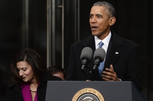 Barack Obama spricht zu Ehren von Ted Kennedy. Foto: EPA