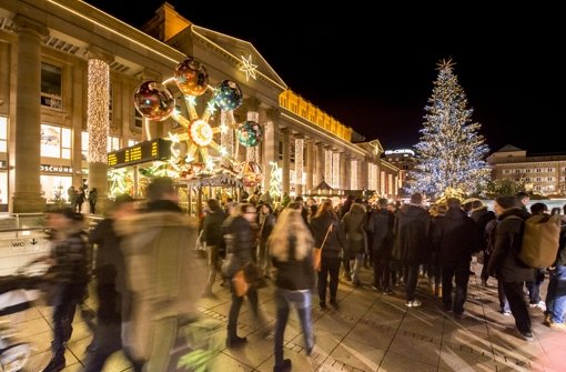 Weihnachten ist die Zeit der Besinnlickeit. Auch in Stuttgart. Wir haben prominente Bürger nach ihren Traditionen zum Fest der Liebe gefragt. Foto: Lichtgut