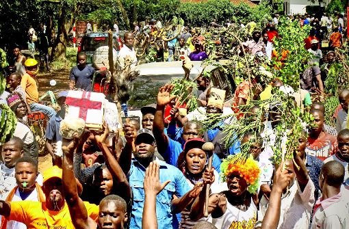 Anhänger von Raila Odinga demonstrieren für eine faire Wiederholung der Präsidentschaftswahl. Foto: Dieterich