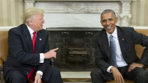 Gute Miene zu bösem Spiel: Bei ihrem ersten Treffen geben sich Obama und Trump freundlich – doch nicht auf allen Bildern haben sie ihre Körpersprache im Griff. Foto: dpa
