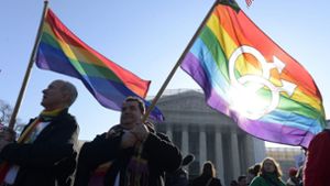 2015 hatte der Supreme Court die gleichgeschlechtliche Ehe in allen Bundesstaaten für zulässig erklärt. Foto: dpa/Michael Reynolds