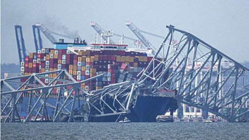 Ein Schiff rammte die Brücke in Baltimore und brachte sie zum Einsturz. Foto: IMAGO/Cover-Images/IMAGO