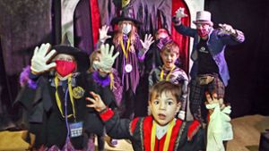 Viele Kinder sind in gruseligen Kostümen ins Jugendhaus gekommen, um dort ein paar Stunden Grusel mit Augenzwinkern zu erleben. Foto: avanti