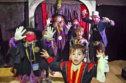 Viele Kinder sind in gruseligen Kostümen ins Jugendhaus gekommen, um dort ein paar Stunden Grusel mit Augenzwinkern zu erleben. Foto: avanti
