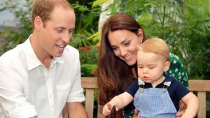 Prinz William fliegt wieder - was wohl seine Frau Kate dazu sagt? Foto: dpa/John Stillwell