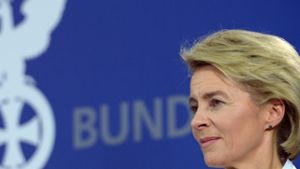 Will die Bundeswehr als Arbeitgeber attraktiver machen: Verteidigungsministerin Ursula von der Leyen Foto: dpa