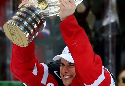 Sidney Crosby: Nach Olympia-Gold und Stanley-Cup-Sieg folgte nun der Triumph bei der WM mit Kanada Foto: Getty