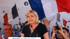 Die Parteichefin des Front National, Marine Le Pen, gratulierte am Sonntag den „Patrioten der AfD“, die bei der Landtagswahl in Mecklenburg-Vorpommern zweitstärkste Kraft wurden. Foto: AFP
