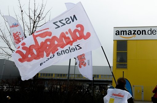 Die Streiks an sechs deutschen Amazon-Standorten sind verlängert worden. Foto: dpa