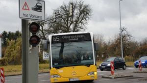 Der 65er-Bus ist eines der Themen bei der Diskussion, zu der die Bezirks-CDU lädt. Foto: Archiv Koch