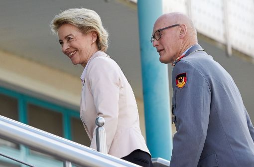 Verteidigungsministerin Ursula von der Leyen steht wegen der Bundeswehr-Affäre in der Kritik. Foto: dpa