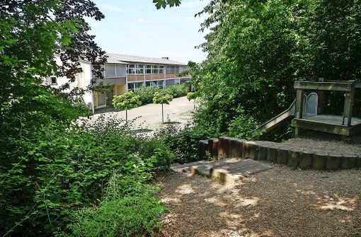 Die neue Grundschule soll im Kasteneckpark entstehen. Da, wo bisher die Kasteneckschule steht, soll die Sporthalle hin. Foto: factum/Bach