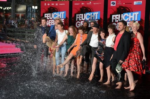 Bei der Kino-Premiere von Feuchtgebiete bekamen die Gäste nasse Füße ... Foto: dpa