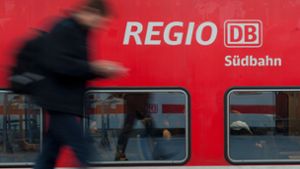 Auf dem Stuttgarter Hauptbahnhof hat ein Jugendlicher einen Bahnmitarbeiter angegriffen. Foto: dpa