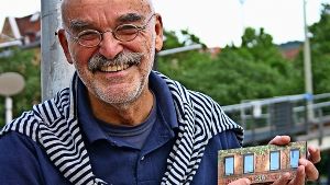 Bernd Lange engagiert sich im nachbarschaftlichen Quartiersprojekt „Das Ganze im Viertel – Heslach im Blick“. Dort entsteht die Idee für den Wettbewerb. Foto: Benjamin Schieler
