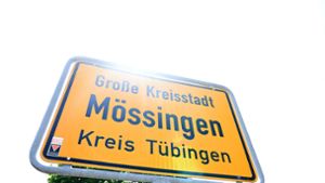 Ortsschild von Mössingen – in der Stadt wurde die Leiche einer 22-Jährigen entdeckt. Foto: dpa/Bernd Weißbrod