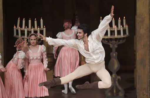 Connstainte Allen als Petrucchio in John Crankos „Der Widerspenstigen Zähmung“ Foto: Stuttgarter Ballett