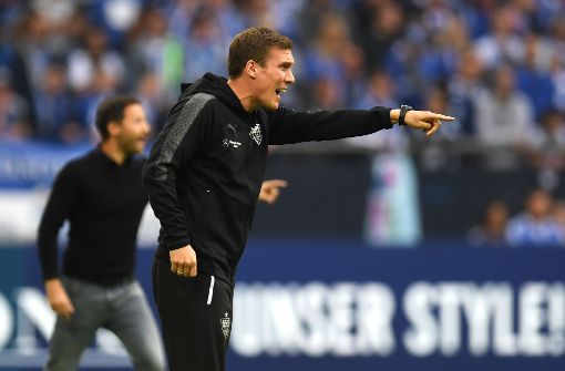 „Zu Beginn der Partie sind wir dem frühen Rückstand hinterhergelaufen“, sagt VfB-Trainer Hannes Wolf nach dem Spiel. Foto: AFP