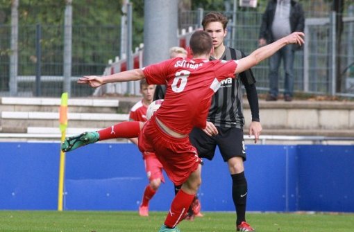 Der VfB Stuttgart verliert auch gegen den FC Augsburg. Foto: Lommel/vfb-exklusiv