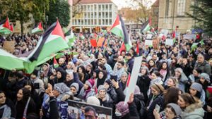Protest  auf dem Schillerplatz für die palästinensische Sache Foto: Lichtgut/Ferdinando Iannone