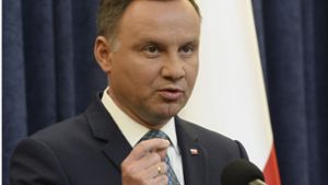 Polens Präsident Duda legt sein Veto gegen die umstrittene Justizreform ein. Foto: AP