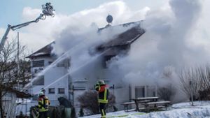 Die Feuerwehr rückte zu dem Brand in Ehningen an. Foto: SDMG