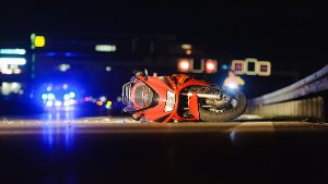 Ein 54-jähriger Motorradfahrer musste am Dienstagabend auf der B27 bei Leinfelden-Echterdingen sein Leben lassen. Foto: www.7aktuell.de | Daniel Jüptner