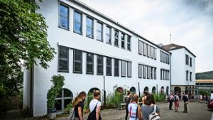 660 Schüler aus einem großen Einzugsgebiet besuchen das evangelische Heidehof-Gymnasium. Foto: Lichtgut/ Achim Zweygarth