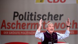 CDU und SPD teilen kräftig aus