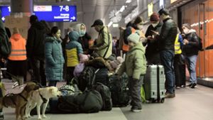 Geflüchtete aus der Ukraine – hier am Bahnhof in Berlin Foto: dpa/Paul Zinken