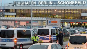 Am Dienstagmittag ist ein verdächtiger Gegenstand im Terminal A des Flughafens Berlin-Schönefeld aufgetaucht. (Symbolfoto) Foto: dpa