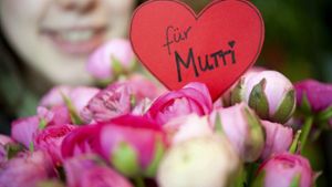 Zum Muttertag kann auch noch mehr gehören, als der obligatorische Blumenstrauß für Mutti. Wir haben die besten Veranstaltungstipps zum Muttertag. Foto: dpa