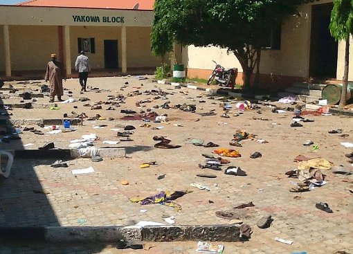 Die Terrorgruppe Boko Haram wird verdächtigt, Strippenzieherin des neuerlichen Anschlags in Kamerun zu sein. Zuletzt bekannte sich die Gruppierung zu einem Anschlag in Nigeria, wo ein Selbstmordattentäter mindestens 20 Menschen in den Tod riß (Archivbild). Foto: dpa