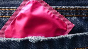 Das Stuttgarter Gesundheitsamt ruft dazu auf, Kondome zu benutzen – und verschenkt sie deshalb auf dem Wasen. Foto: /gesundheitsamt