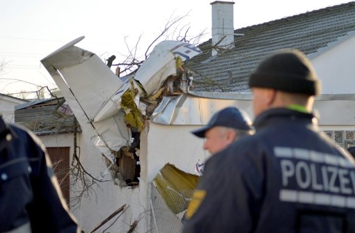 Der tödliche Flugzeugabsturz von Rechberghausen gibt weiter Rätsel auf. Foto: dpa