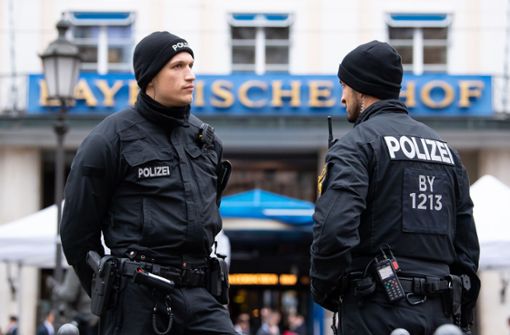 Sicherheit hat bei der  Münchner Sicherheitskonferenz im Bayerischen Hof Vorrang: drinnen wie draußen. Foto: dpa